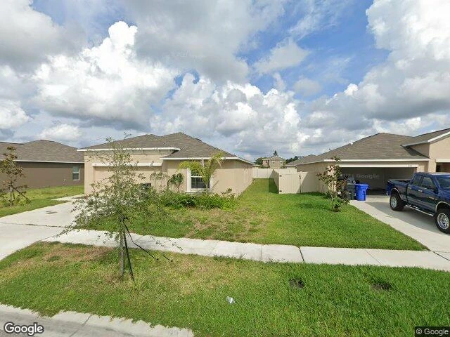 House image located at Ruskin, FL 33570