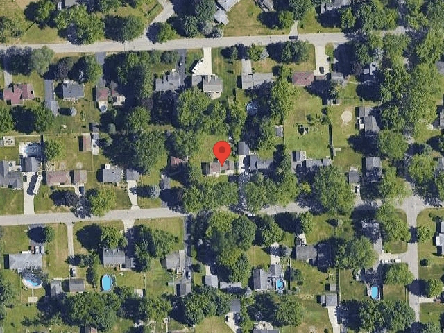 House image located at Waterford, MI 48329
