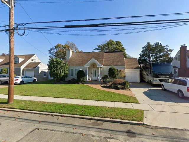 House image located at Oceanside, NY 11572