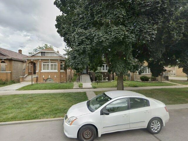 House image located at Chicago, IL 60643