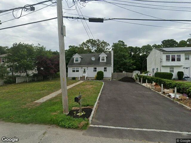 House image located at Bellport, NY 11713