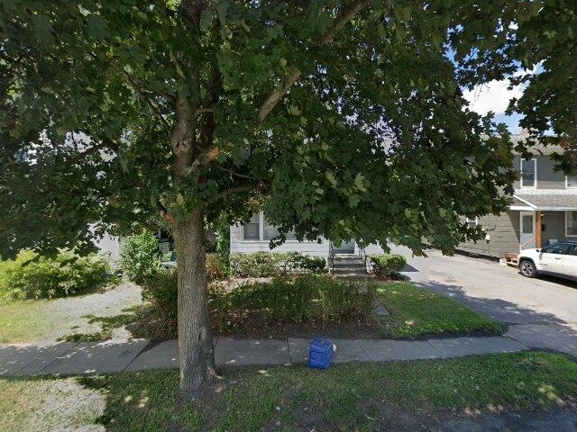 House image located at Syracuse, NY 13207