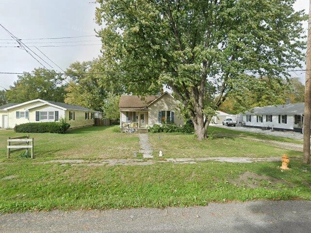 House image located at Jacksonville, IL 62650