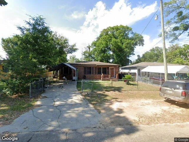 House image located at Pensacola, FL 32501