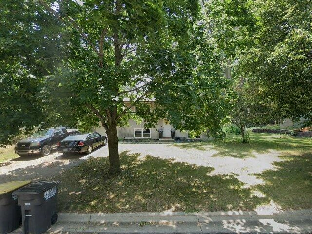 House image located at Saint Peter, MN 56082