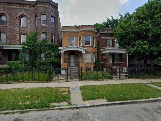 House image located at Chicago, IL 60621