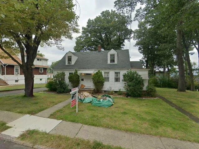House image located at Hawthorne, NJ 07506