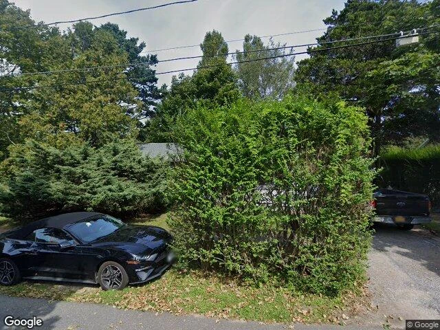 House image located at Montauk, NY 11954