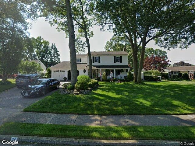 House image located at Sayville, NY 11782