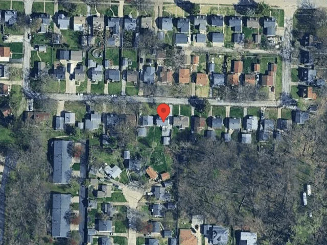 House image located at Rock Island, IL 61201