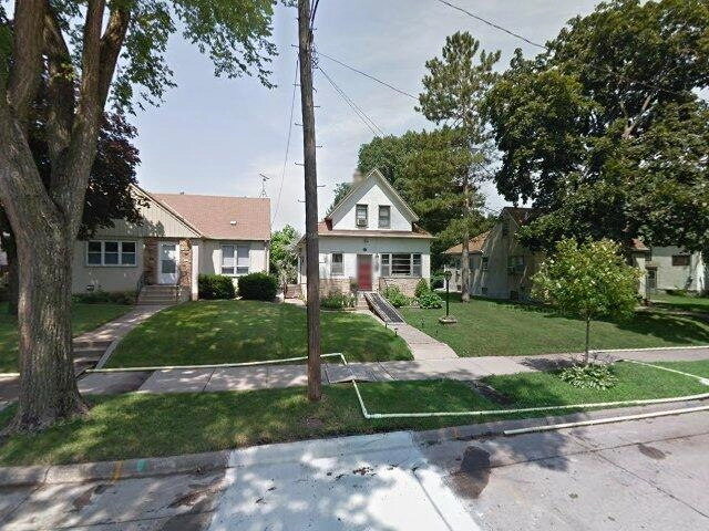 House image located at Minneapolis, MN 55418