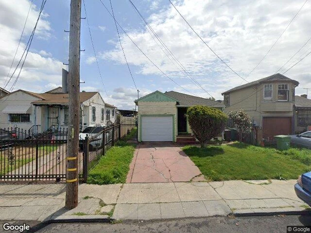 House image located at Oakland, CA 94621