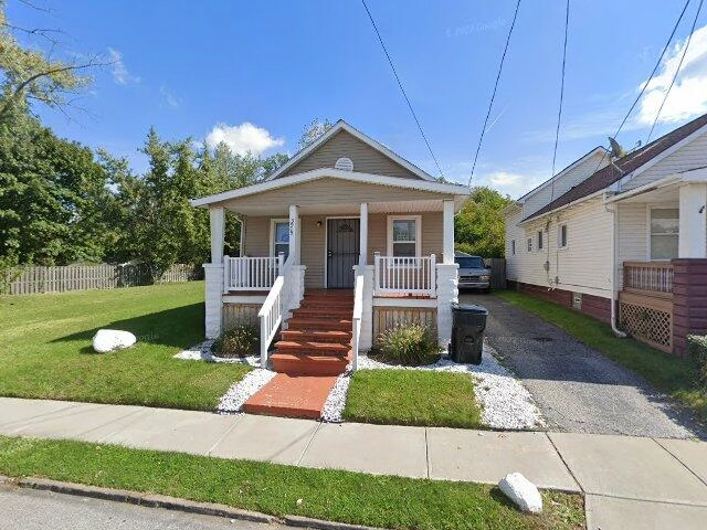 House image located at Cleveland, OH 44105