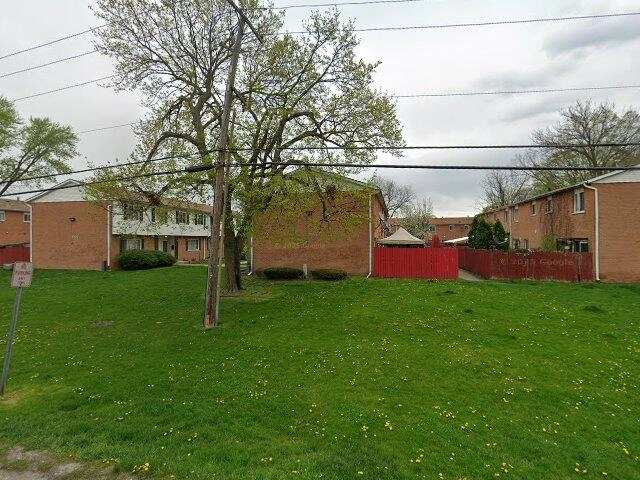 House image located at Aurora, IL 60506