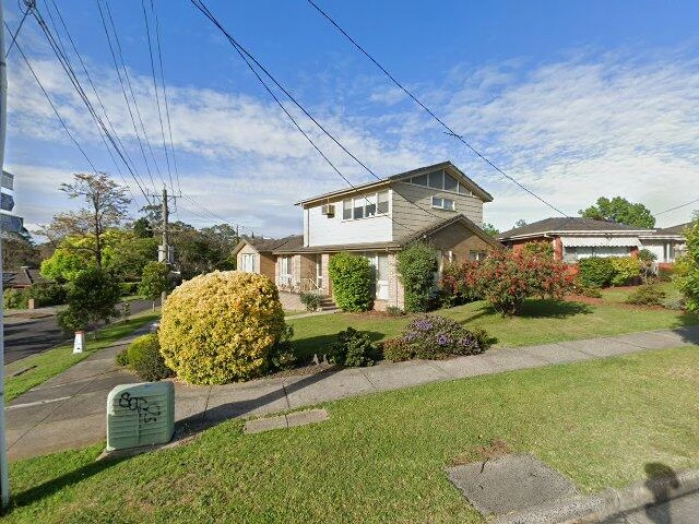 House image located at La Porte, IN 46350