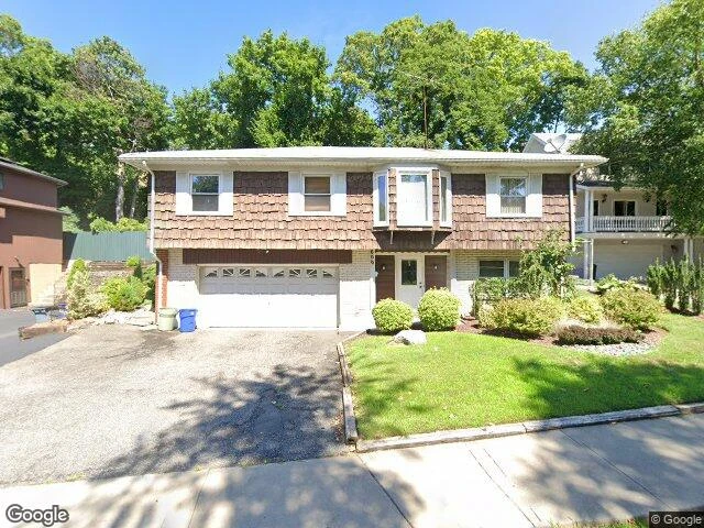 House image located at Staten Island, NY 10301