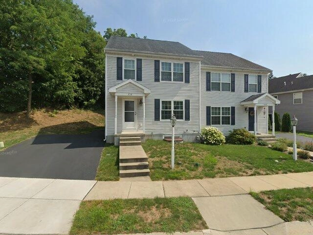 House image located at Lancaster, PA 17602