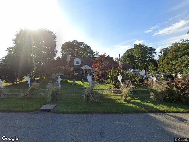 House image located at Bay Shore, NY 11706