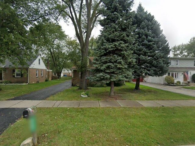 House image located at Bridgeview, IL 60455