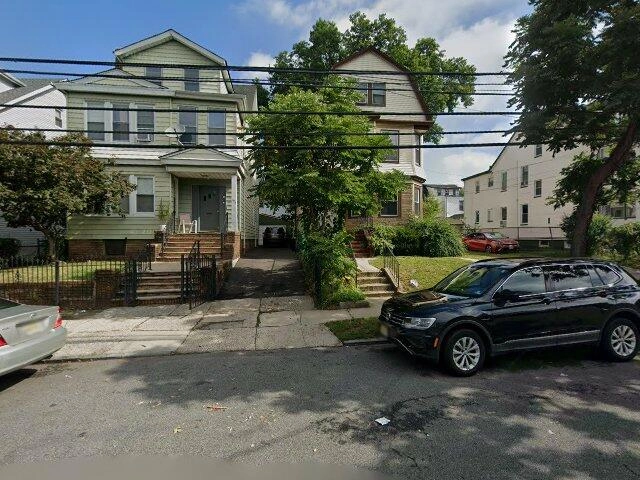 House image located at Newark, NJ 07112