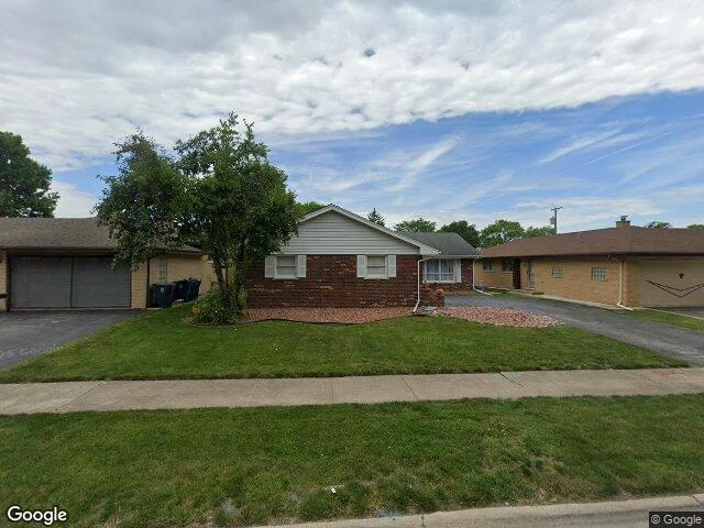 House image located at South Holland, IL 60473