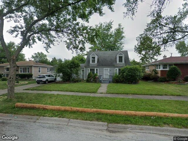 House image located at Dolton, IL 60419