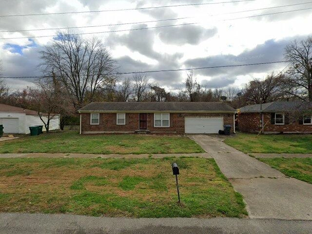 House image located at Louisville, KY 40219