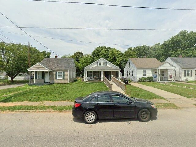 House image located at Louisville, KY 40215
