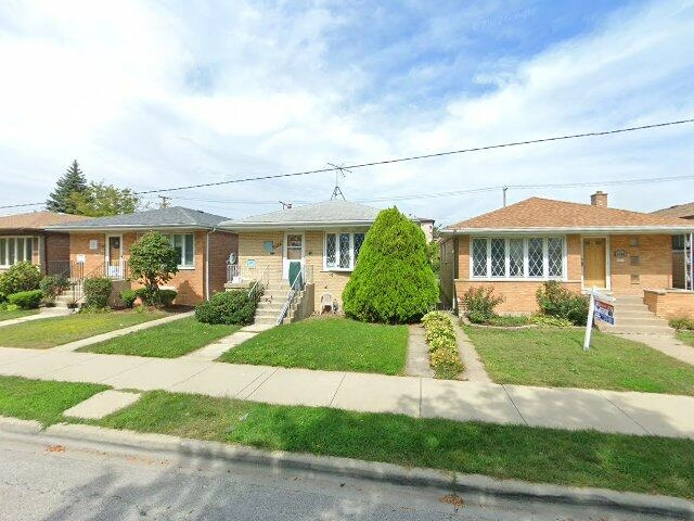 House image located at Chicago, IL 60638