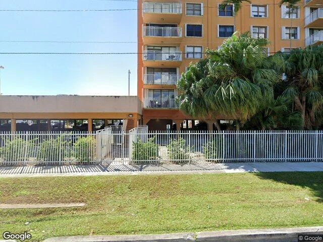 House image located at Miami, FL 33181