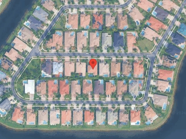 House image located at Hollywood, FL 33029