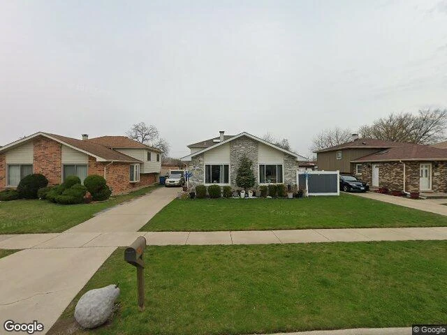 House image located at Alsip, IL 60803