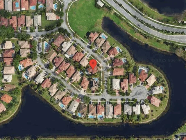 House image located at Hollywood, FL 33027