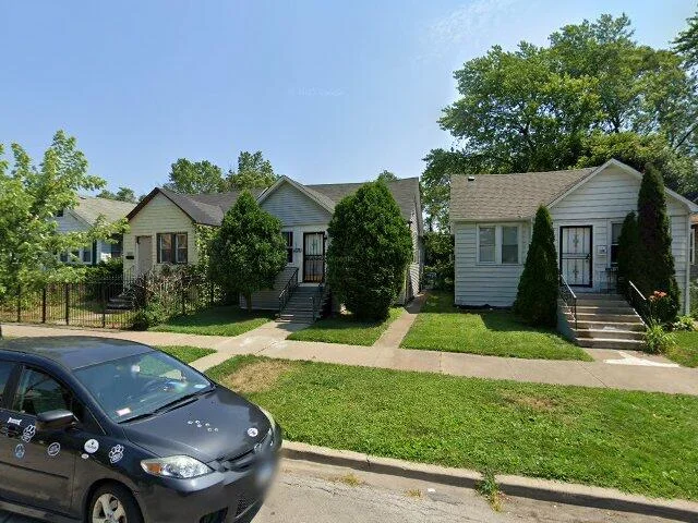 House image located at Chicago, IL 60628