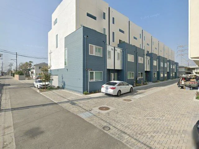 House image located at North Hollywood, CA 91601