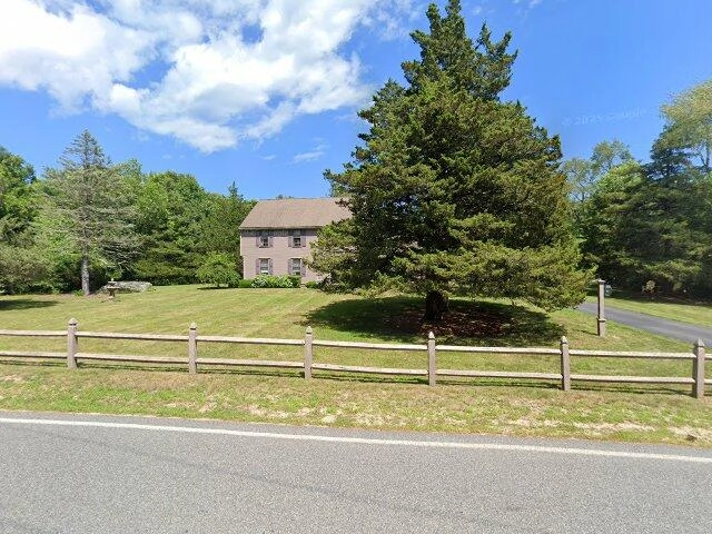 House image located at Rochester, MA 02770