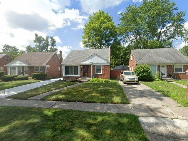 House image located at Costa Mesa, CA 92627