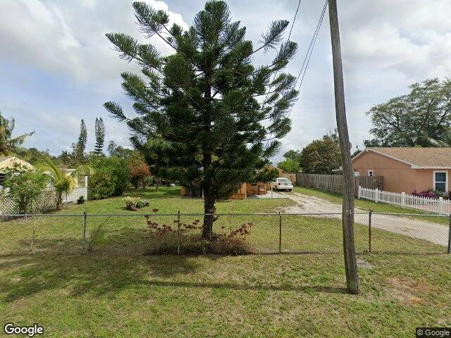 House image located at West Palm Beach, FL 33413