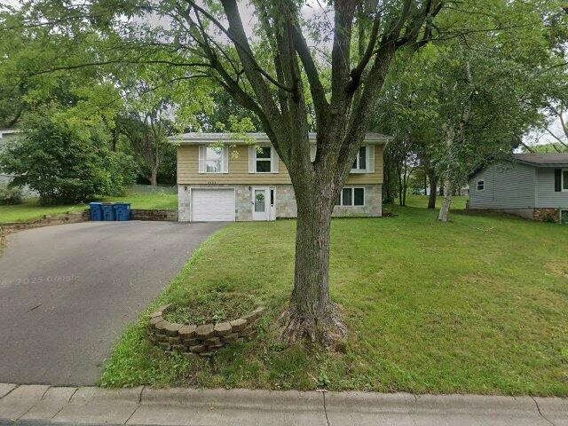 House image located at Saint Paul, MN 55110