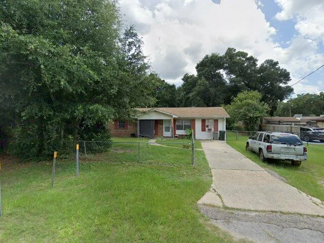 House image located at Pensacola, FL 32503