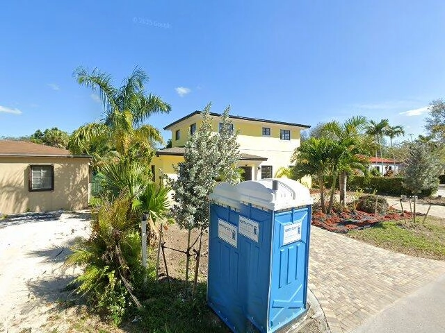 House image located at Miami, FL 33143