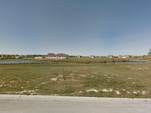 House image located at Elgin, IL 60124