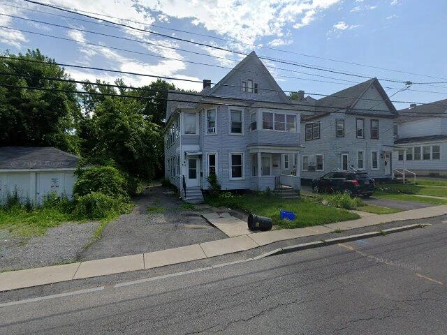 House image located at Syracuse, NY 13209