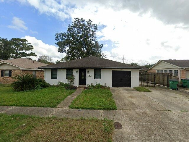 House image located at Gretna, LA 70056