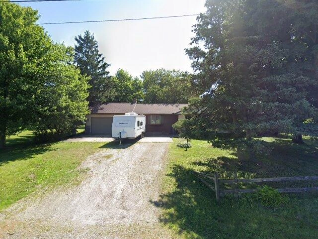 House image located at New Paris, IN 46553