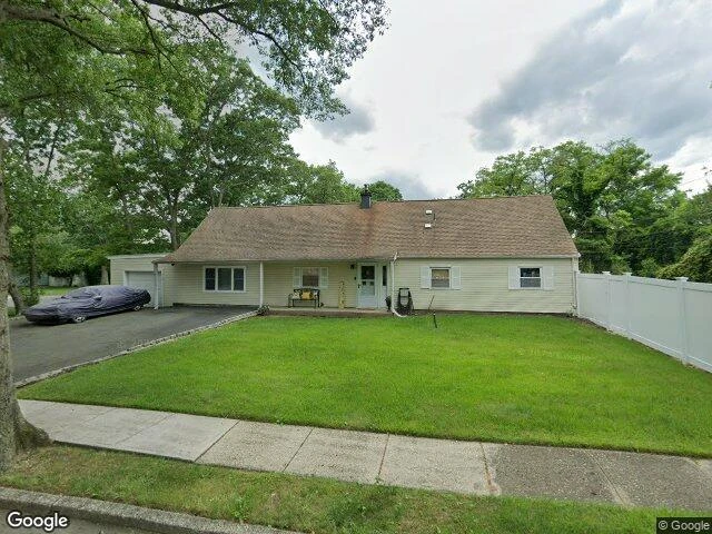 House image located at Islandia, NY 11749