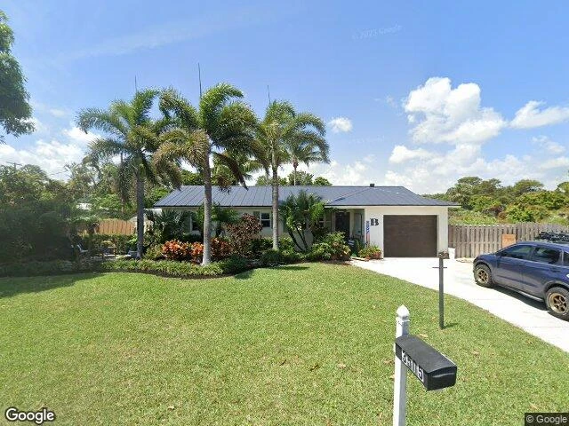 House image located at Boynton Beach, FL 33435