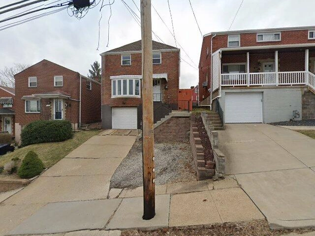 House image located at Columbus, OH 43228