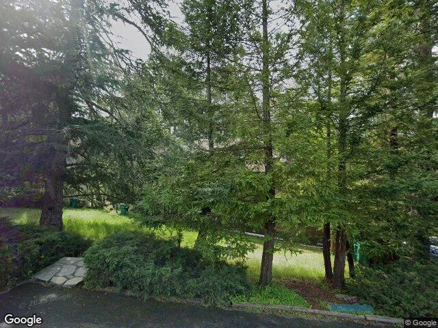 House image located at Oakland, CA 94605