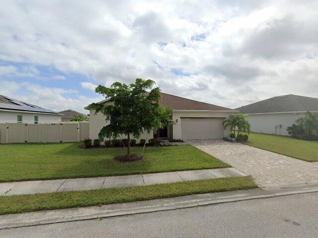 House image located at Fort Myers, FL 33908